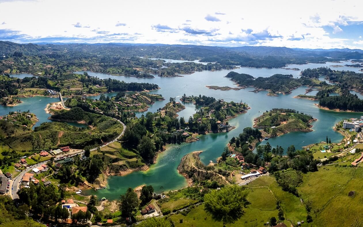 Guatapé and Piedra del Peñol Tour from Medellín - Plan your trip to Colombia - ColombiaTours.Travel