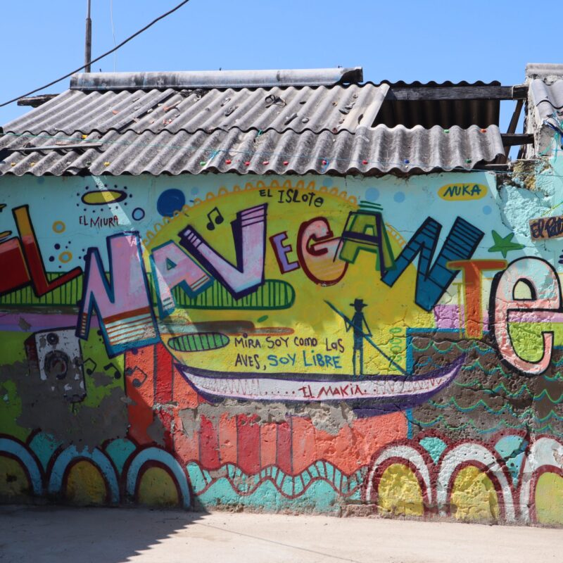 Islote Bolívar - graffiti - Tour del Graffiti Comuna 13 Medellin Colombia Viajes