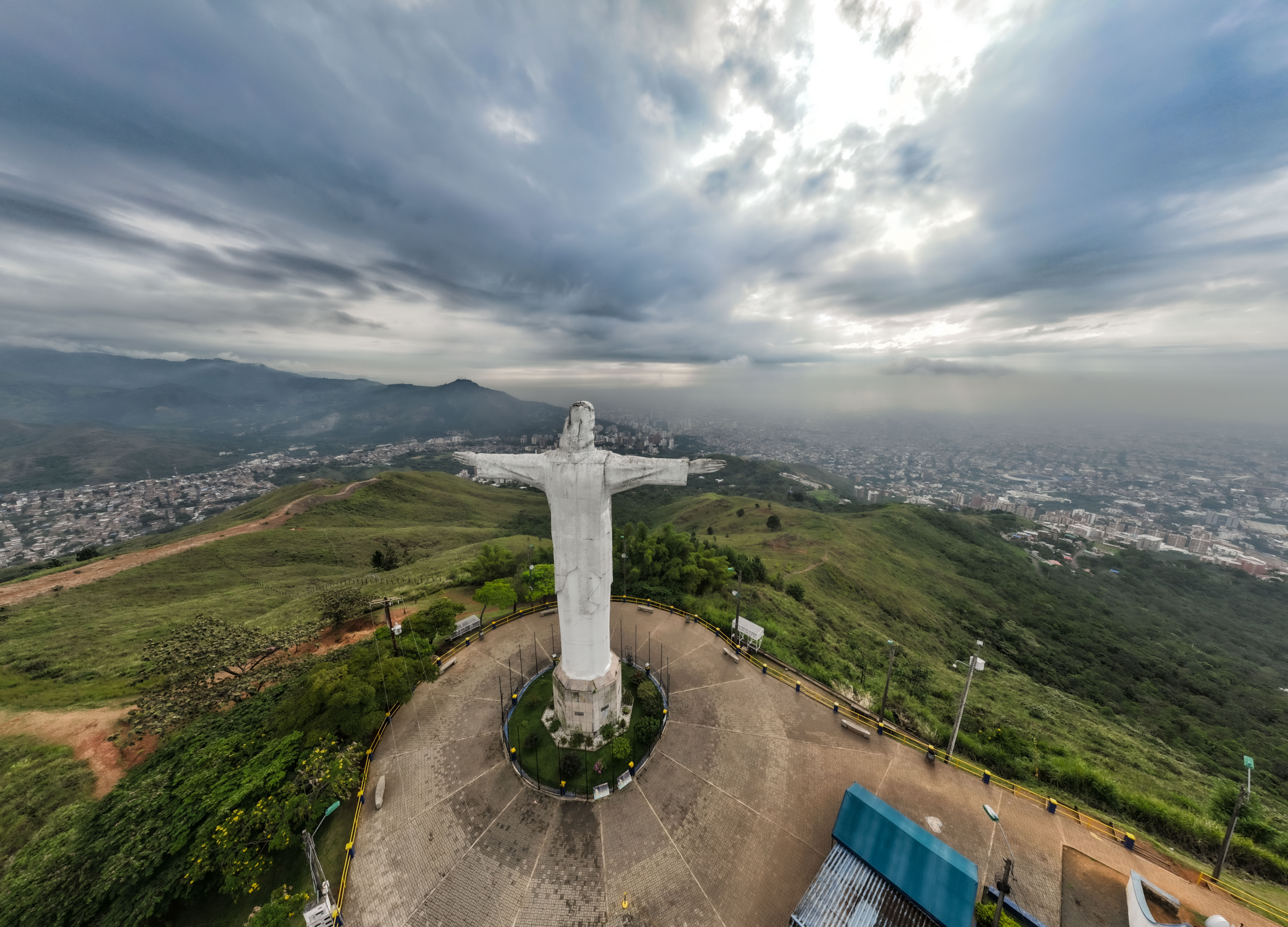 Cristo Redentor, Cali Colombia