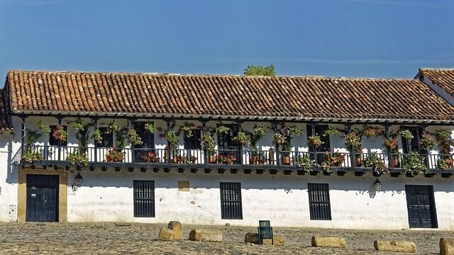 villa de leyva - email