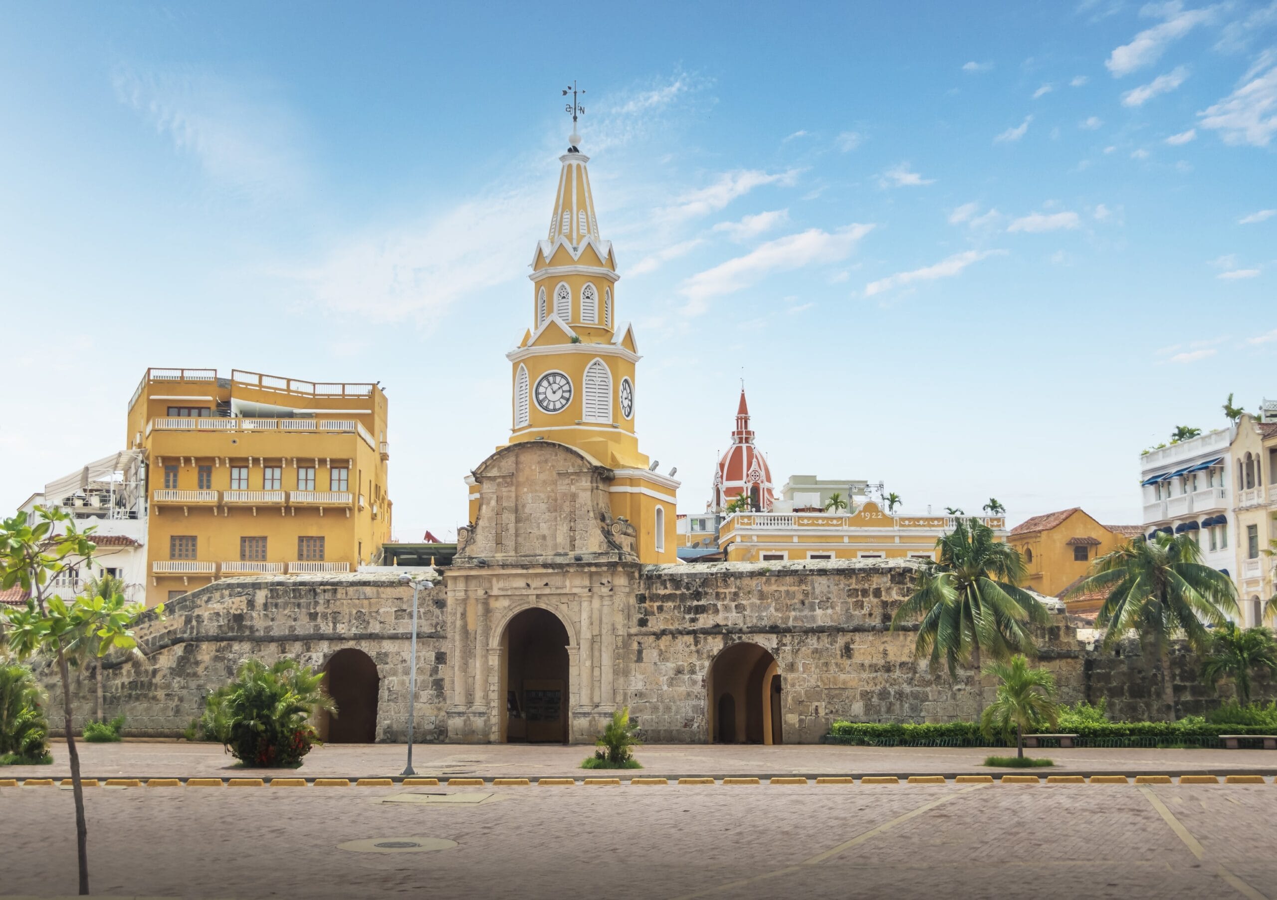 destinos en colombia - Viaje a Cartagena - foto - torre del reloj 