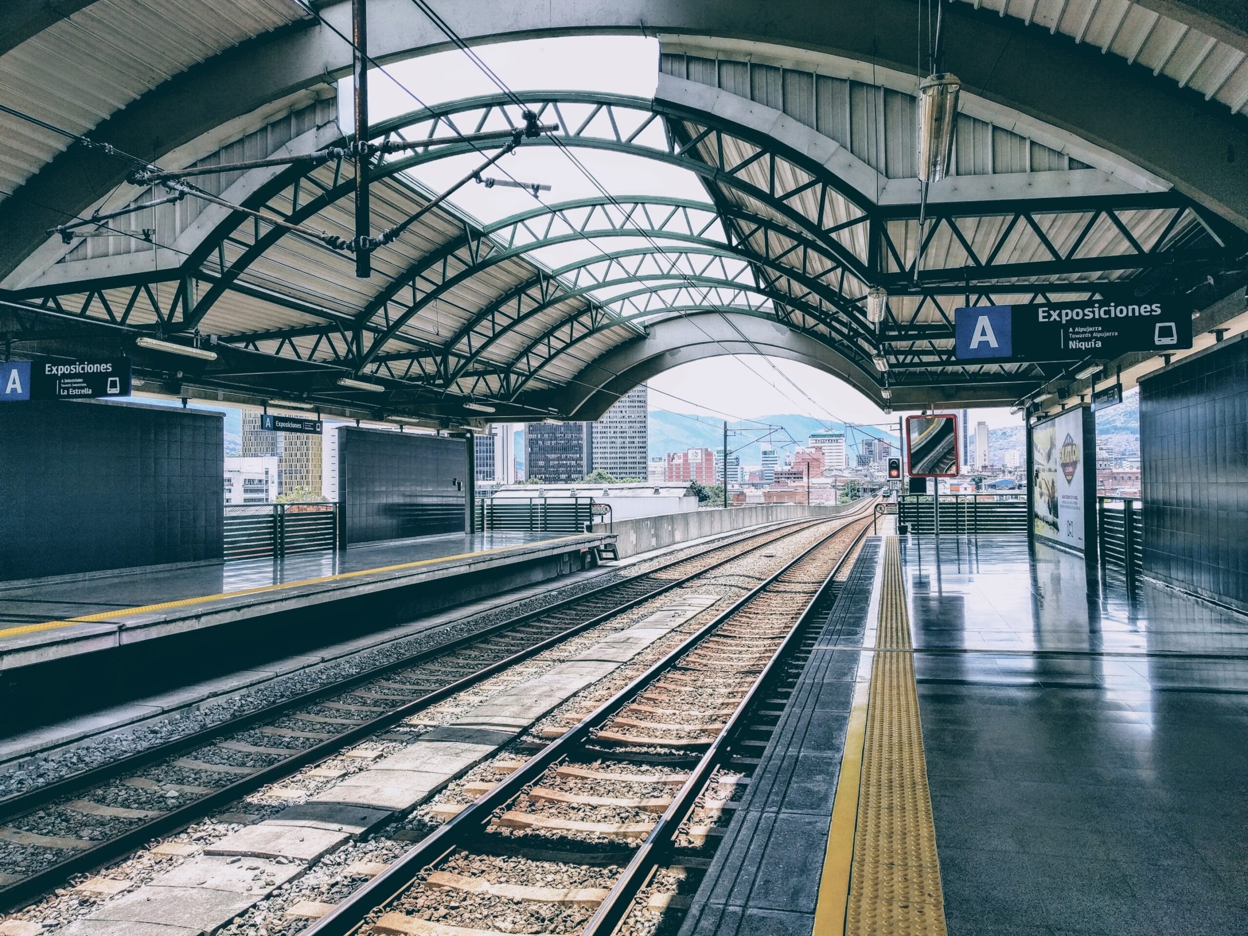 medellín vuelos