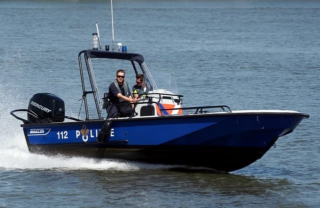 speed boat, police, boat