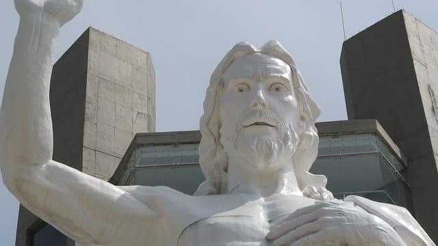 statue, the most holy, bucaramanga, cuál es la ciudad más bonita de colombia, san juan, la llanera