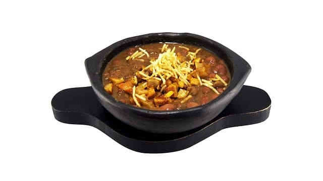 casserole of beans, beans paisas, colombian dish