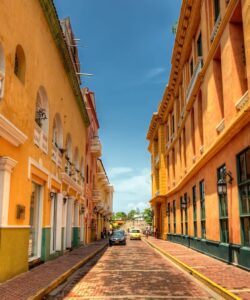 Cartagena, Colombia - Ciudad amurallada - ColombiaTours.Travel