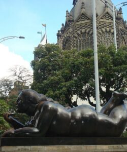 City Tour Medellín - Planea tu viaje a Colombia - ColombiaTours.Travel