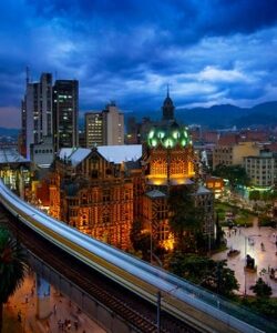 City Tour Medellín - Planea tu viaje a Colombia - ColombiaTours.Travel